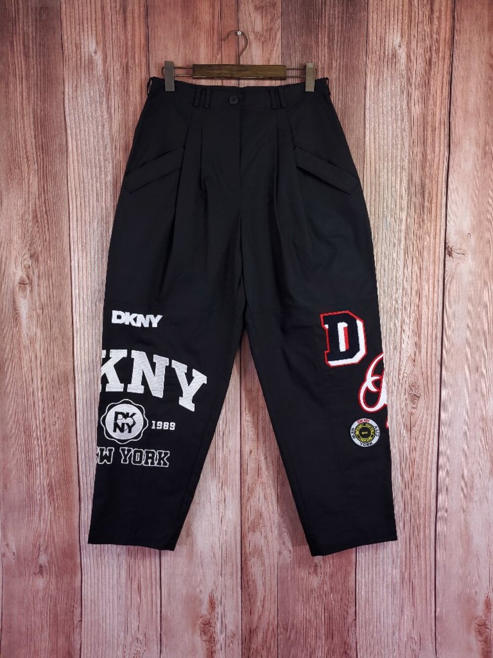 NWT DKNY Pants Trousers Womens 10 Heart of NY Patchwork Embroidered Pleated